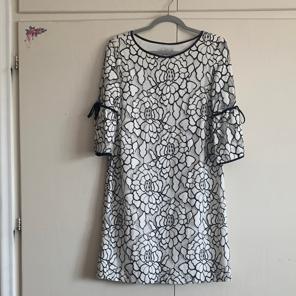 Sandra Darren Black and White Floral Dress